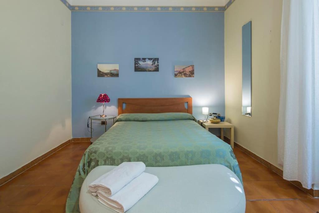 דירות קסטלמרה די סטביה Casa Panoramica מראה חיצוני תמונה