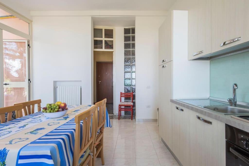 דירות קסטלמרה די סטביה Casa Panoramica מראה חיצוני תמונה