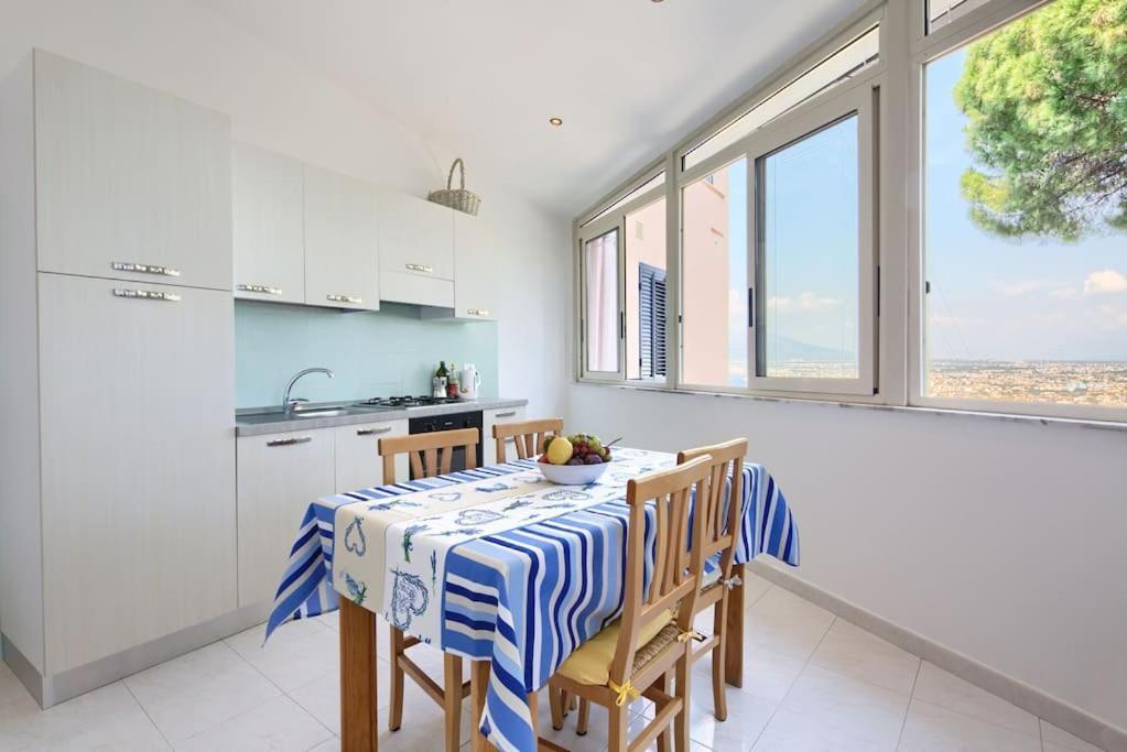 דירות קסטלמרה די סטביה Casa Panoramica מראה חיצוני תמונה