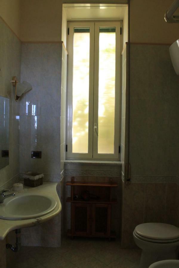 דירות קסטלמרה די סטביה Casa Panoramica מראה חיצוני תמונה